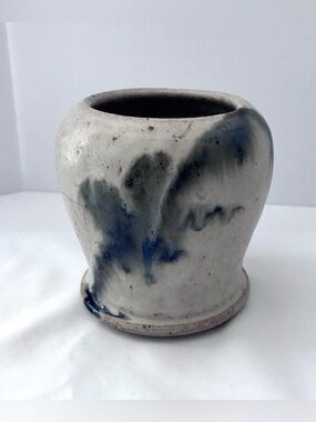 Vintage (80’s/90’s) DeWitt pottery - small stoneware jar